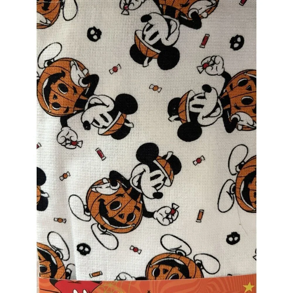 Mickey Mouse Halloween kitchen Towels 3 Pack. Disney, New